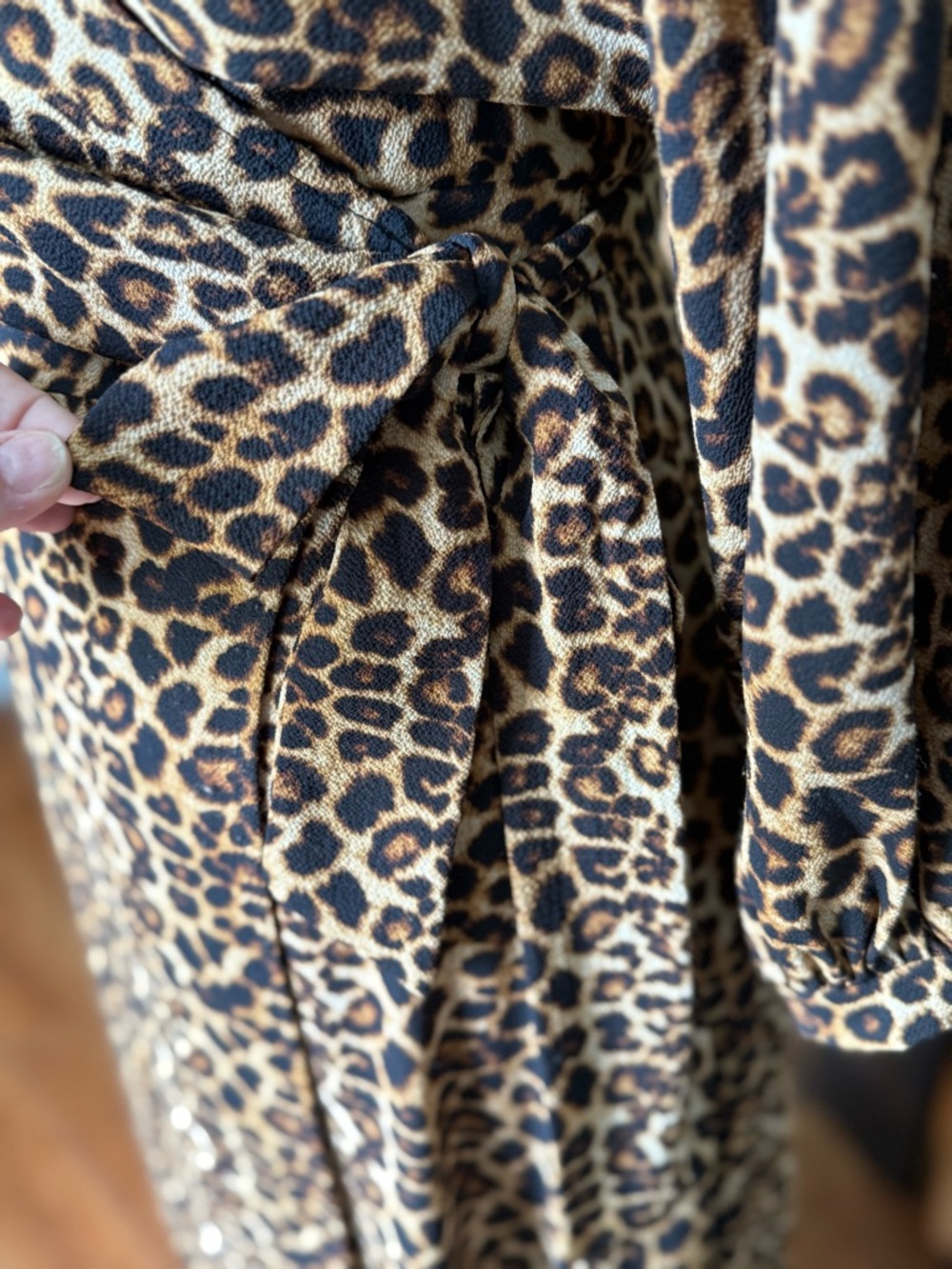 Leopard 🐆 Heart Of Haute Leopard Print Wrap Maxi Dress - Picture 7 of 16
